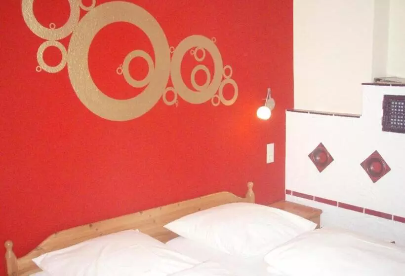 Quarto Estandar Individual, Plankl