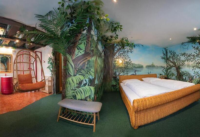 Quarto Estandar Individual, Plankl