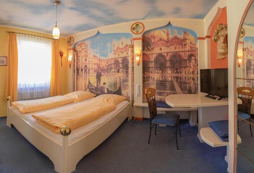 Quarto Estandar Individual, Plankl