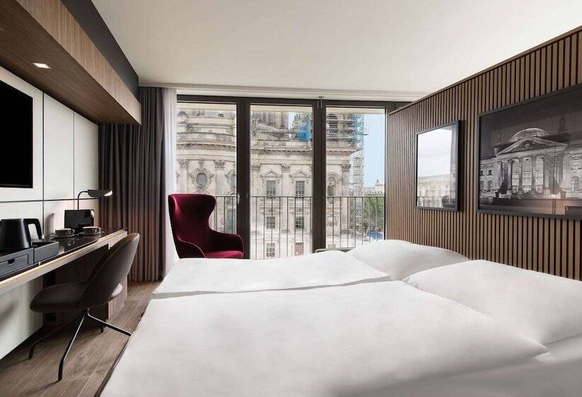 Familienzimmer, Radisson Collection Hotel, Berlin