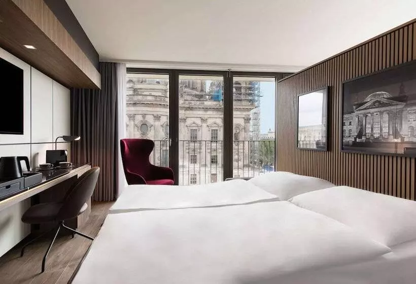 Familienzimmer, Radisson Collection Hotel, Berlin