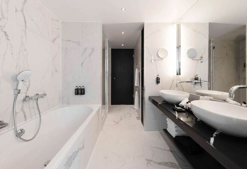 Junior Suite, Radisson Collection Hotel, Berlin