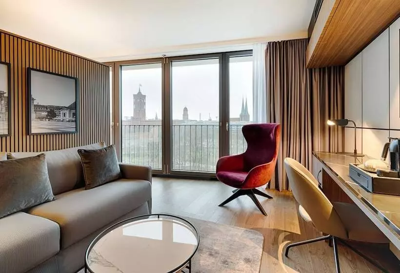 Junior Suite, Radisson Collection Hotel, Berlin