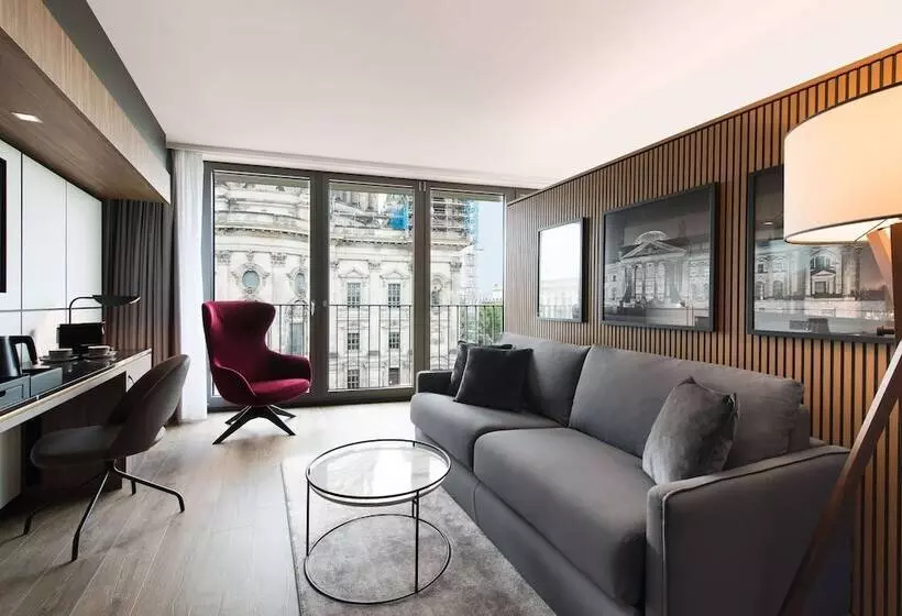 Junior Suite, Radisson Collection Hotel, Berlin
