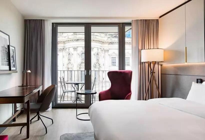 Premium room with view, Radisson Collection Hotel, Berlin