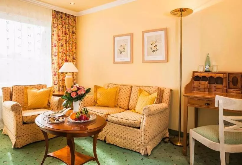 バルコニー付きデラックスルーム, Relais & Châteaux Hotel Schwarzmatt