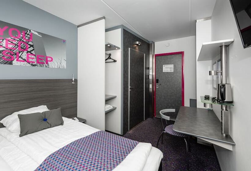 غرفة قياسية, Cabinn Esbjerg