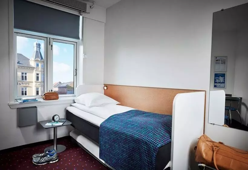 Economy-huone, Cabinn Esbjerg