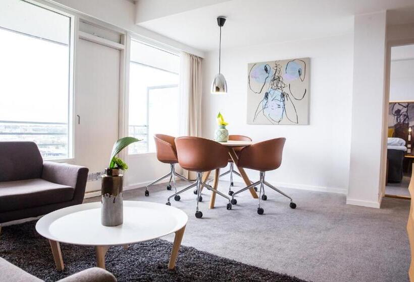 جناح, Comwell Hvide Hus Aalborg