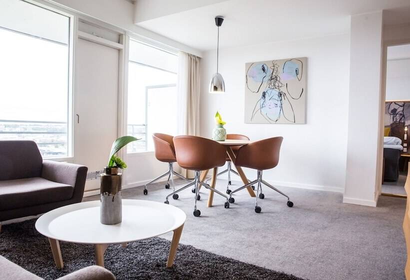 جناح, Comwell Hvide Hus Aalborg