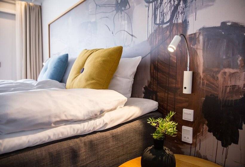 جناح, Comwell Hvide Hus Aalborg