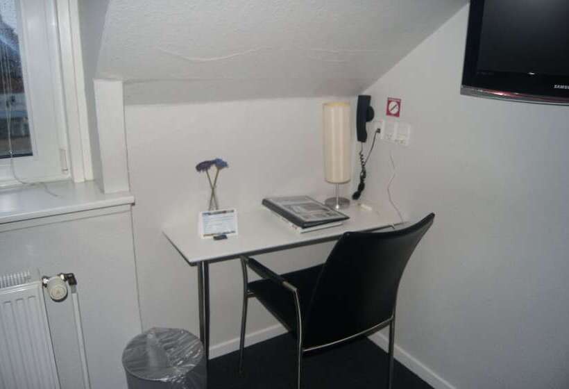 غرفة قياسية, Frederikshavn