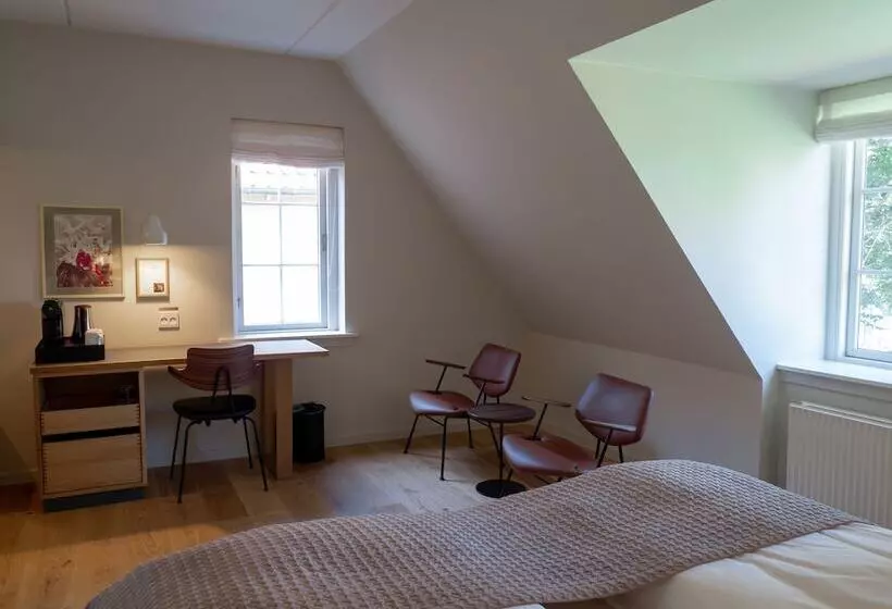 Chambre Supérieure, Knudsens Gaard