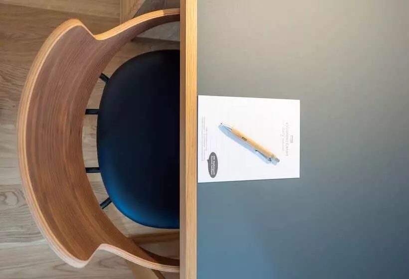 Chambre Triple Supérieure, Knudsens Gaard