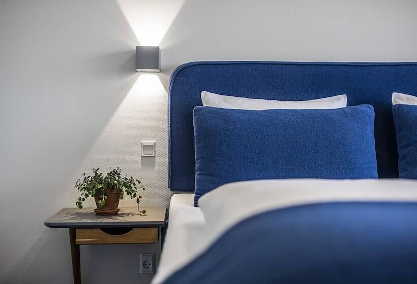 Номер Стандарт, Molskroen