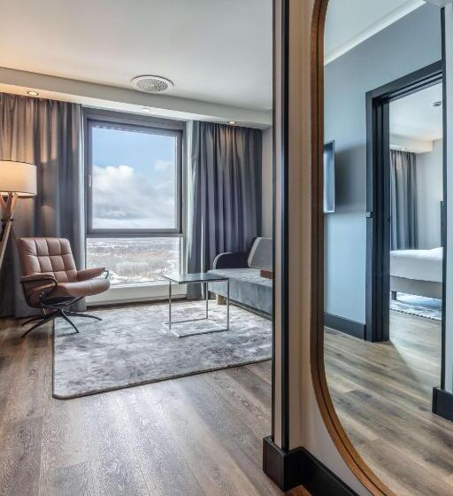 Suite with lake view, Radisson Blu Scandinavia Hotel, Copenhagen