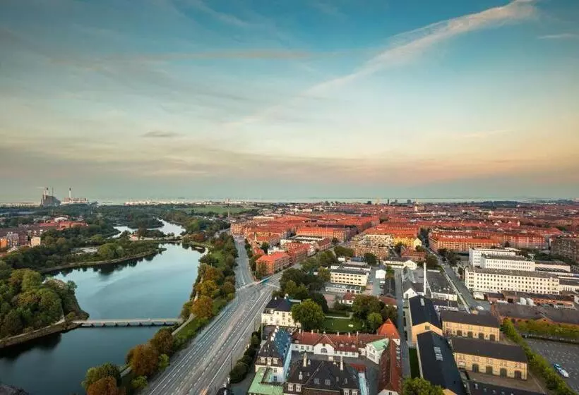 Suite with lake view, Radisson Blu Scandinavia Hotel, Copenhagen
