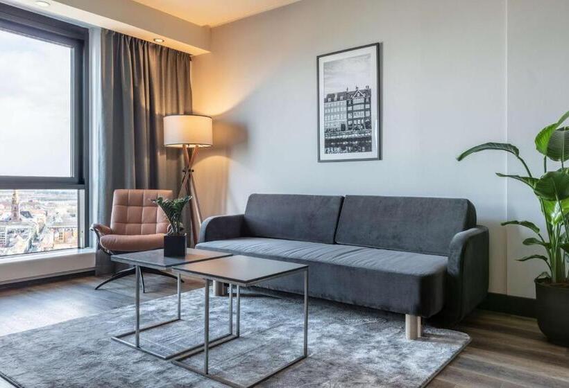 Suite with lake view, Radisson Blu Scandinavia Hotel, Copenhagen