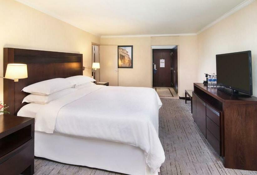 اتاق استاندارد با تخت بزرگ, Sheraton Santo Domingo