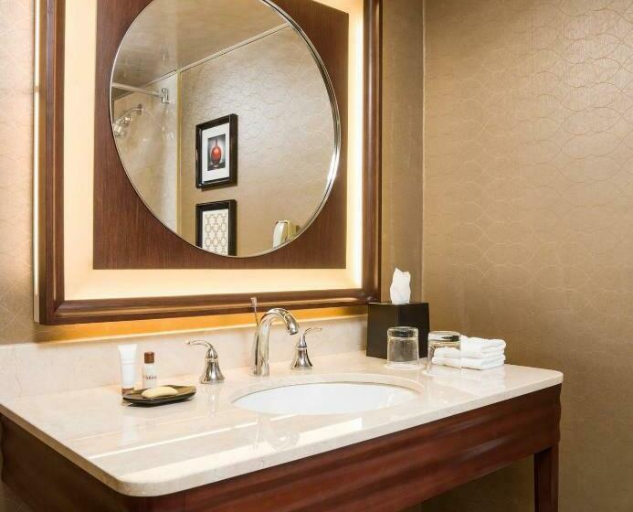 اتاق اساندارد با چشمانداز جانبی به دریا, Sheraton Santo Domingo