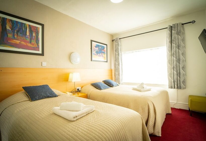 스탠다드 트리플 룸, Ashley