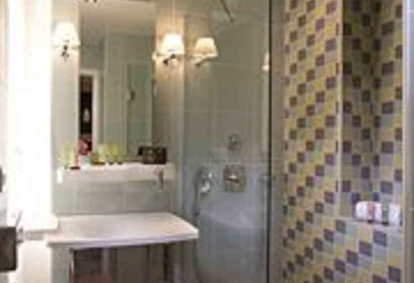 スタンダードトリプルルーム, Atmospheres