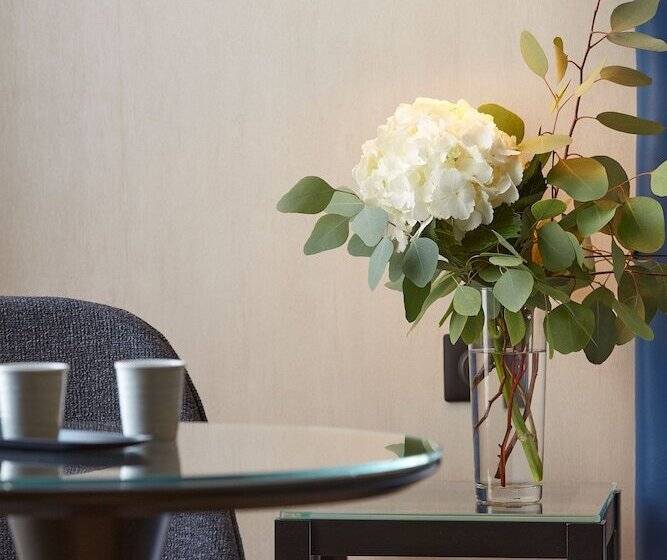 スタンダードトリプルルーム, Atmospheres