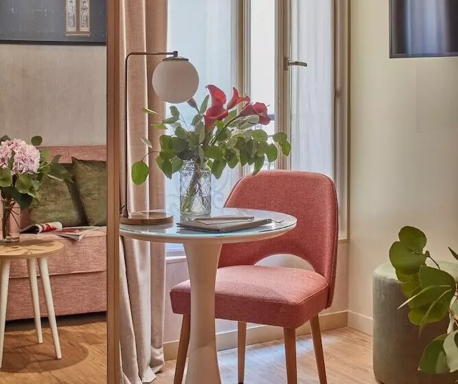 Suite, Atmospheres