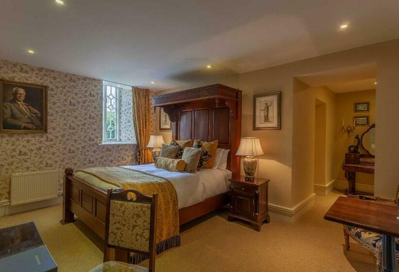 Номер Стандарт, Ballyseede Castle