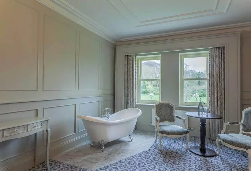 Junior Suite, Ballyseede Castle