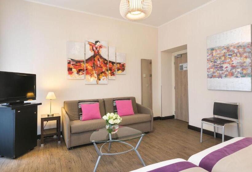 ジュニアスイート, Florence Nice