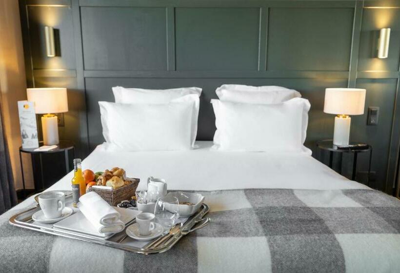 Номер Стандарт с Балконом, Grand Hôtel Courchevel 1850