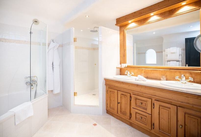 Семейный Номер, Grand Hôtel Courchevel 1850