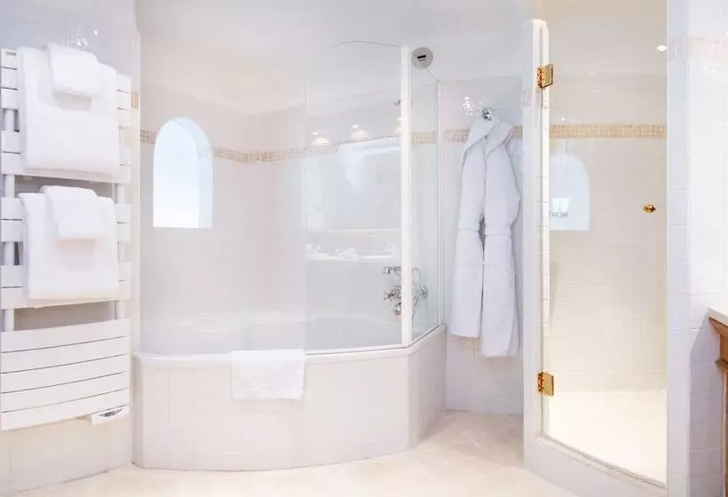 اتاق خانوادگی, Grand Hôtel Courchevel 1850