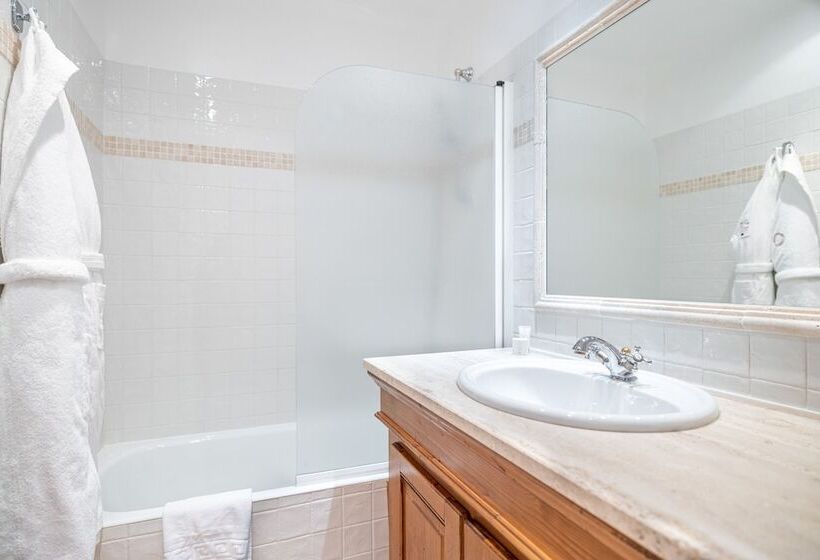 Семейный Номер, Grand Hôtel Courchevel 1850