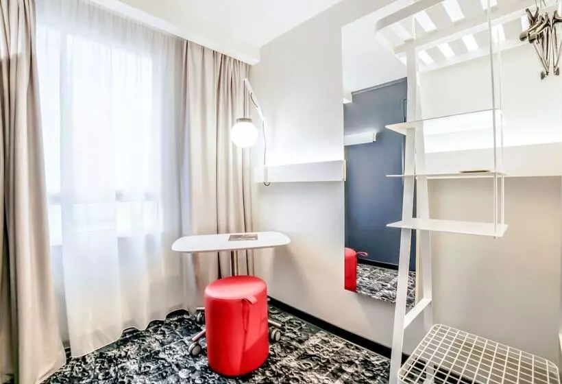 Standard-huone Parivuode, Ibis La Rochelle Centre Historique