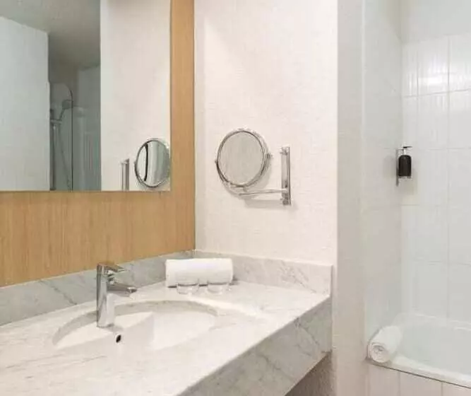 اتاق راحتی, Hôtel Innes By Happyculture