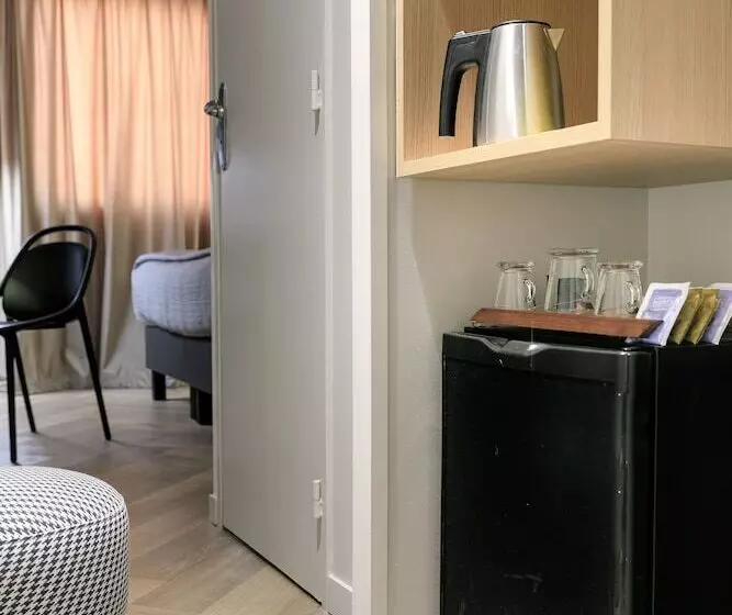 اتاق راحتی, Hôtel Innes By Happyculture