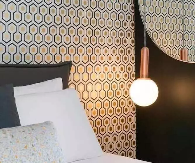 اتاق راحتی, Hôtel Innes By Happyculture