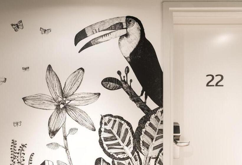 اتاق راحتی, Hôtel Innes By Happyculture