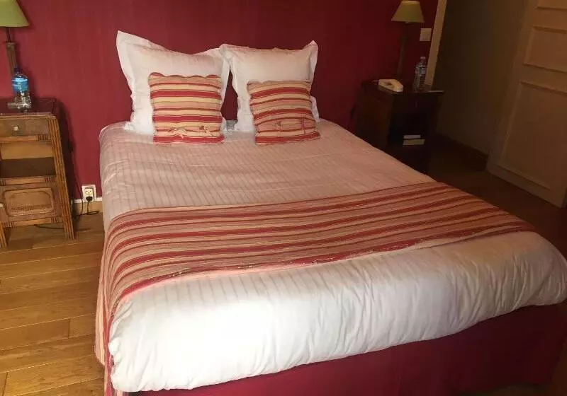 スーペリアールーム, Logis Hôtel Le Manoir Des Portes
