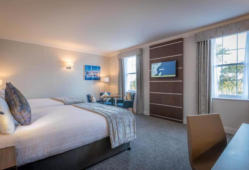 수피리어 룸, Marine