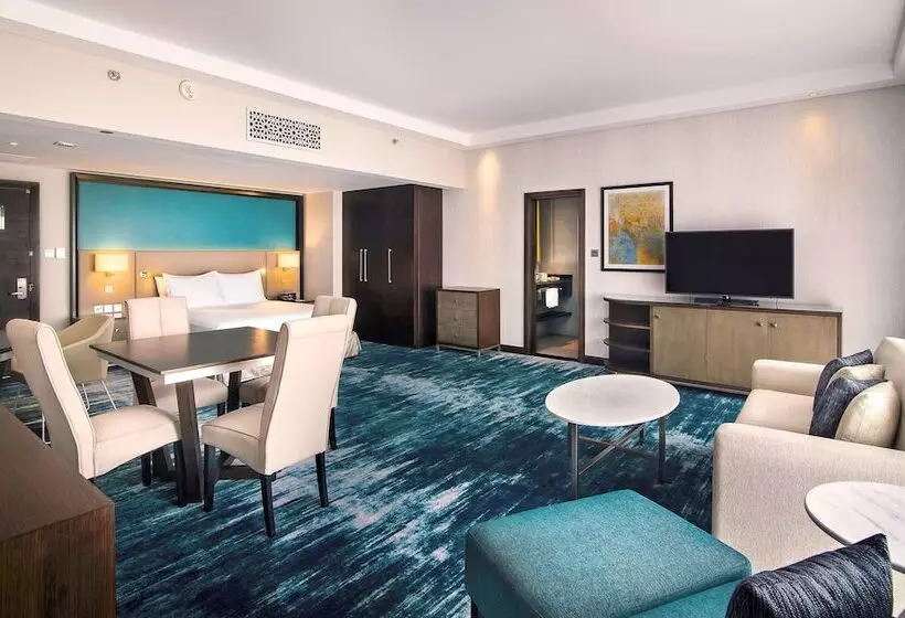 سوییت جونیور, Radisson Blu Hotel & Resort, Al Ain