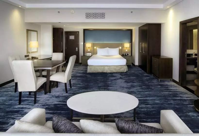 سوییت جونیور, Radisson Blu Hotel & Resort, Al Ain