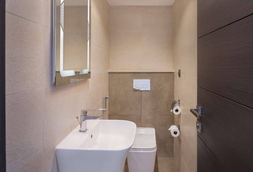 1 Bedroom Duplex Villa, Radisson Blu Hotel & Resort, Al Ain