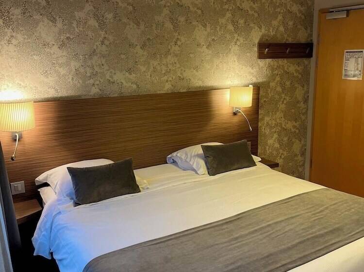 标准间, Logis Hôtel Au Cerf d'Or