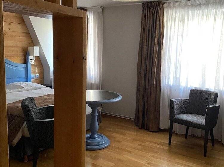 高级大房间, Logis Hôtel Au Cerf d'Or