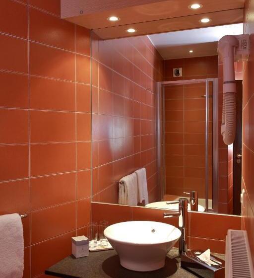 חדר סופריור, Restaurant L Ami Fritz