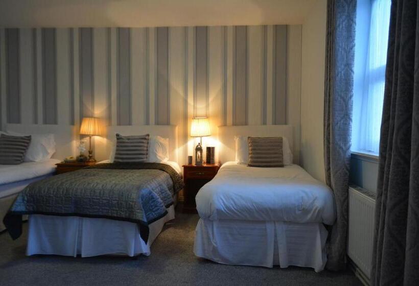 Семейный Номер, Woodfield House