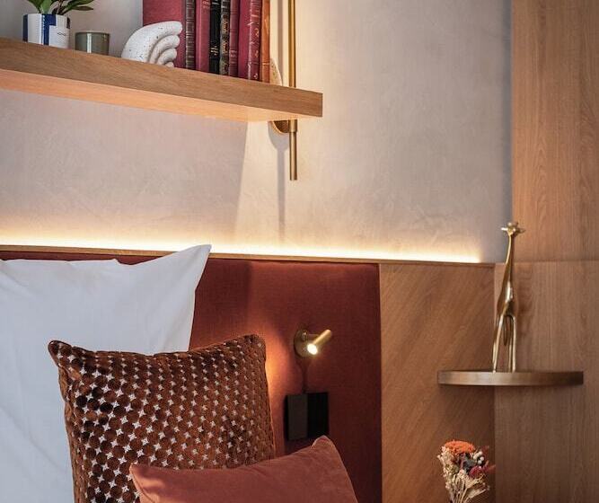 سوییت, Hôtel Burdigala By Inwood Hotels